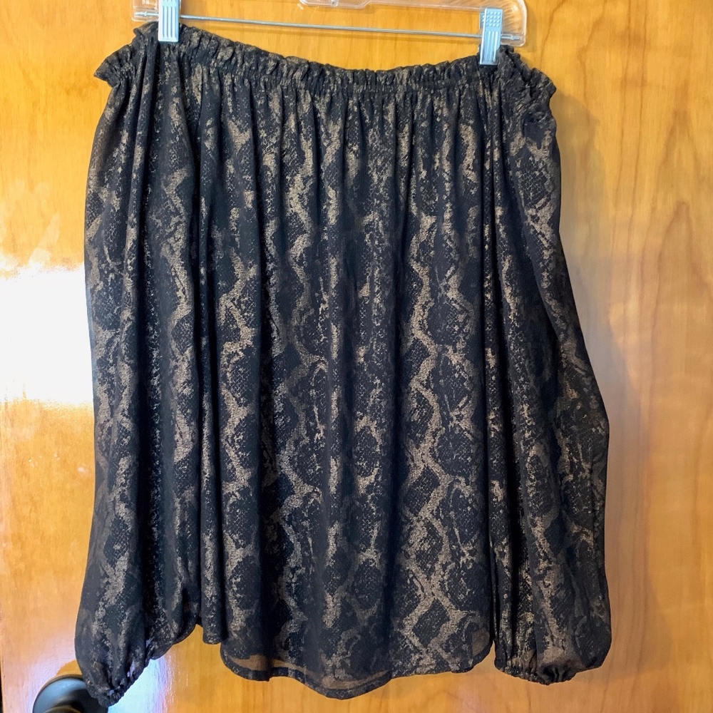 Rock & Republic Off the Shoulder Top